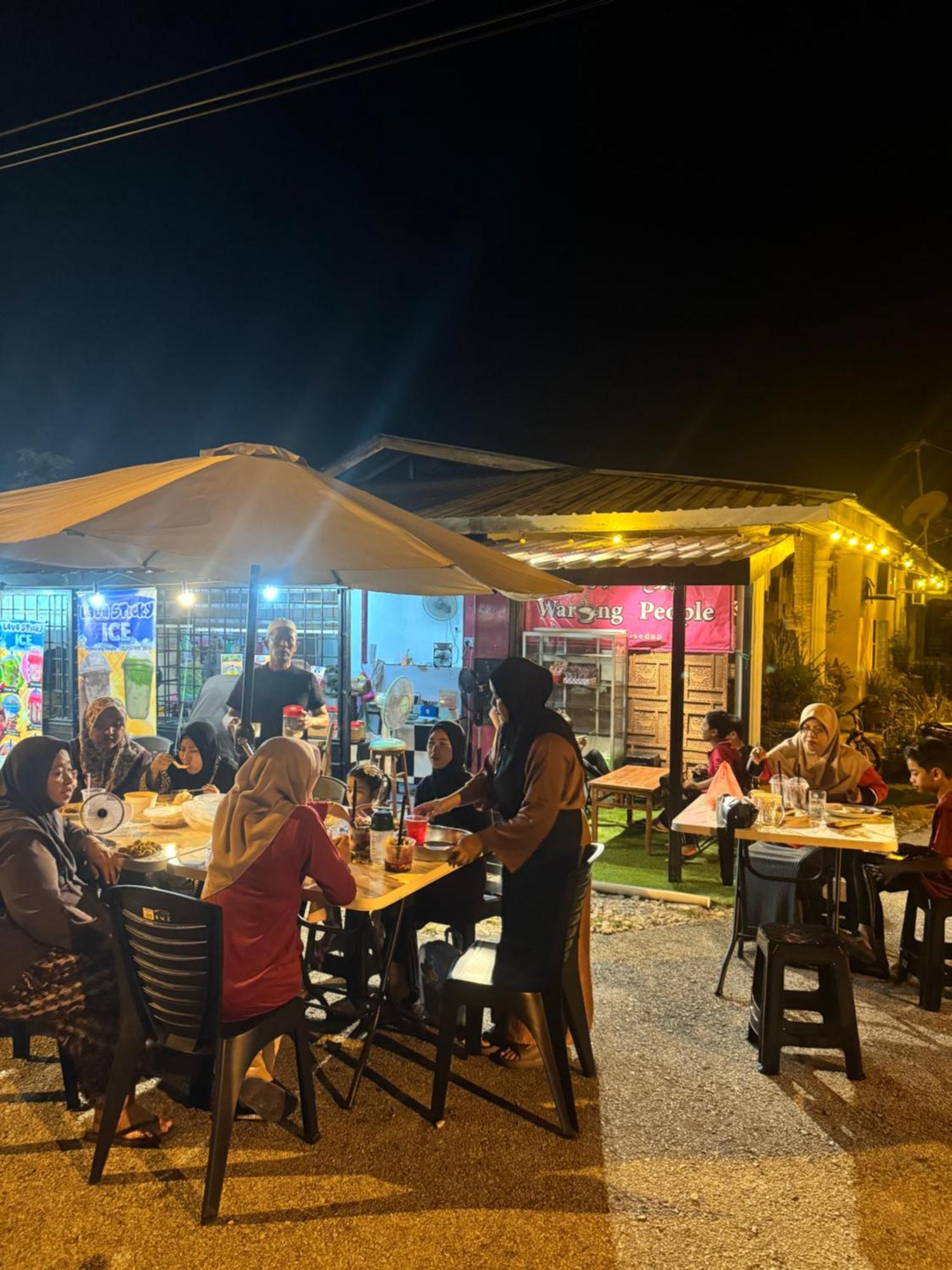 Tiara Inn Homestay 2 Tingkat Pontian Johor Pontian Besar Eksteriør billede